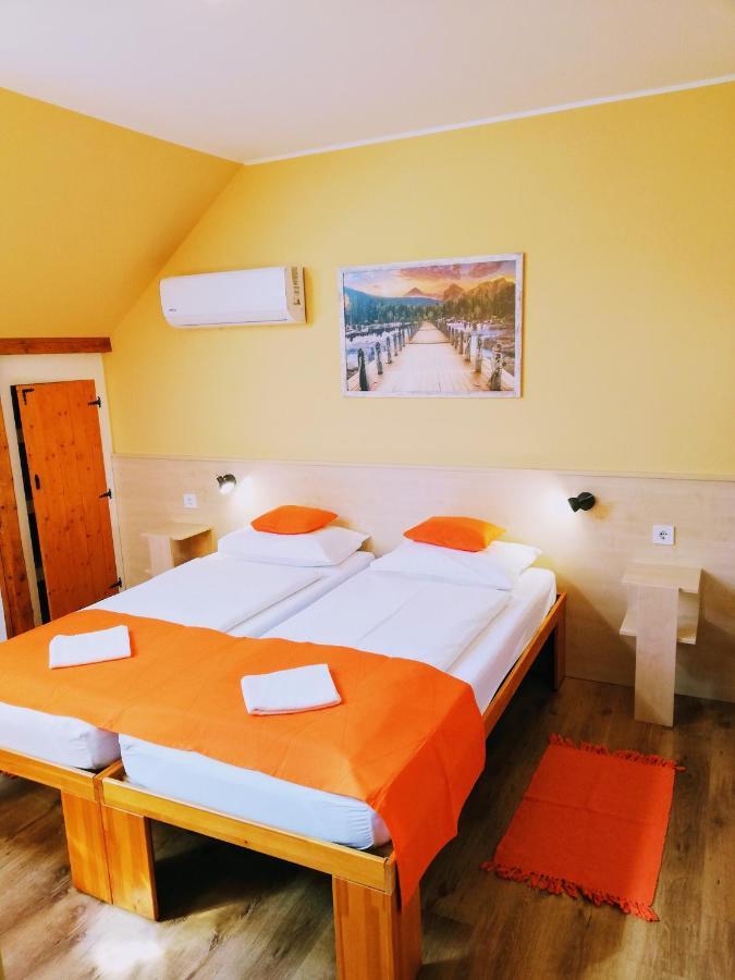 Hotel Lotuszvirag Vendeghaz Szekszárd Exterior foto